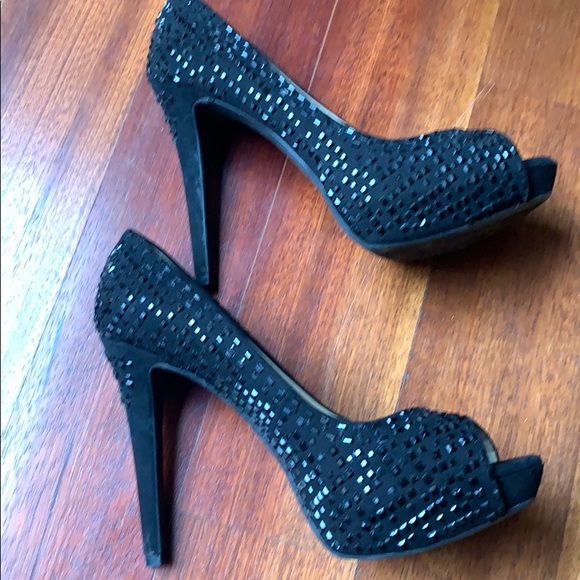 Gianni Bini heels worn once - Picture 5 of 8